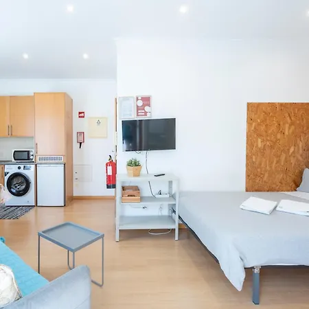 By Blue Door Портиман