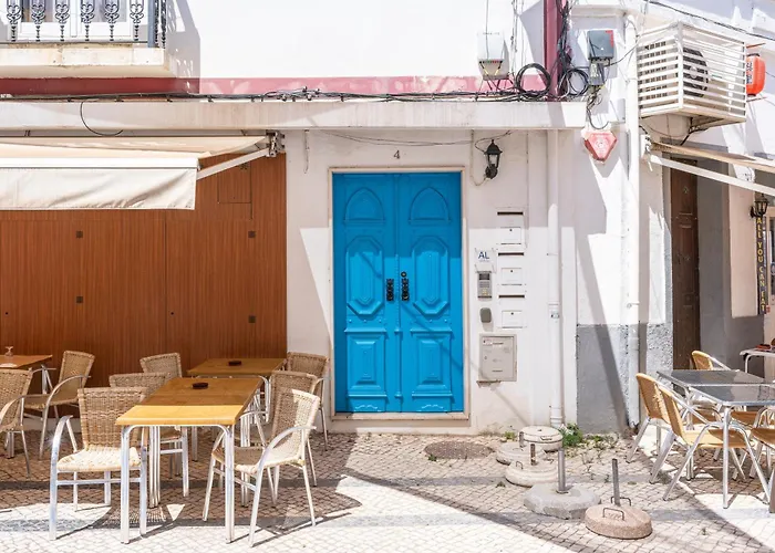 By Blue Door Apartament *