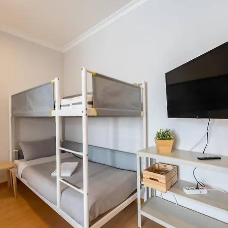 By Blue Door Apartment