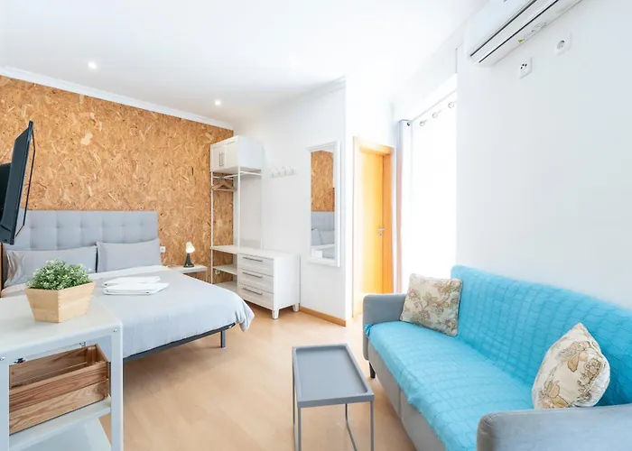 By Blue Door * Portimão